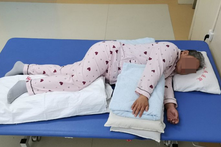 偏瘫患者的良肢位摆放图片 | 百度健康·医学科普